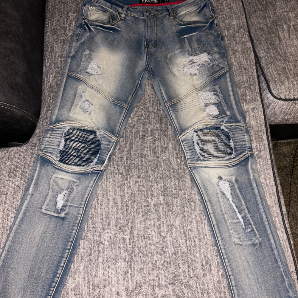 Moto type skinny jeans